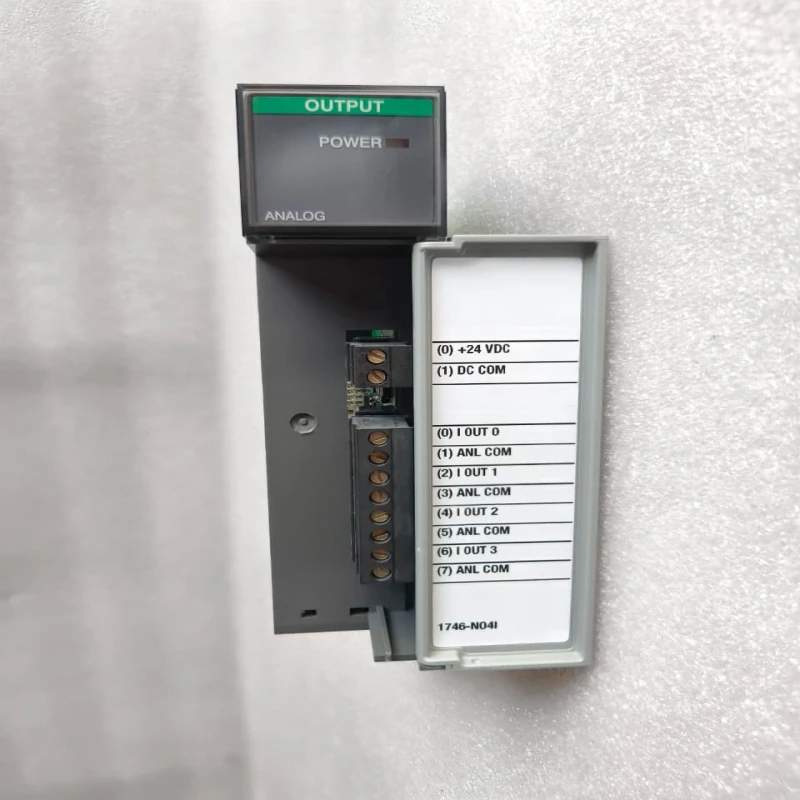 Allen-Bradley 1746-OB16 SLC 500 16-Point 24V DC Source Output Module thumbnail 7084